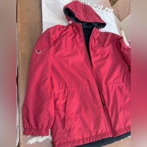 LikeNew VanHeusen darkRubyRed womens reversible coat, runs-large-small. New 80.